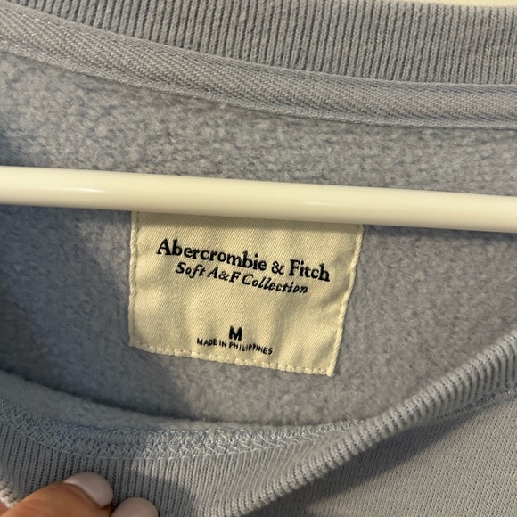 Abercrombie Colorblock Crew - Picture 2 of 2